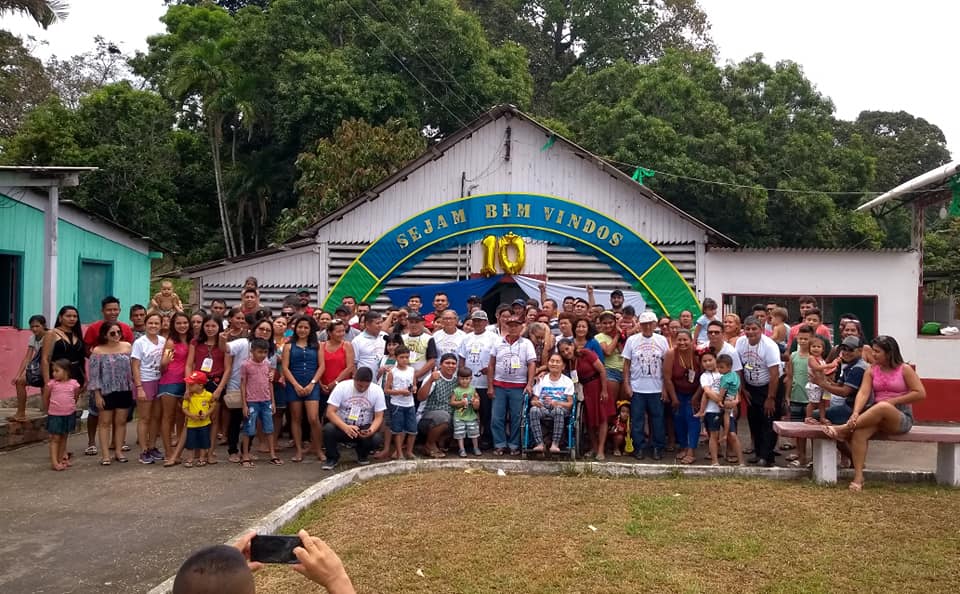 Família Tavares em seu 10º encontro, realizado na Comunidade Castanhal, município de Urucará-Am.